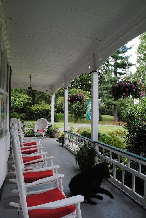 Orange Inn On Poplar Hill מראה חיצוני תמונה