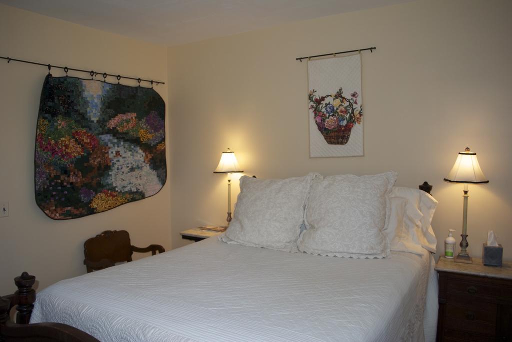 Orange Inn On Poplar Hill מראה חיצוני תמונה